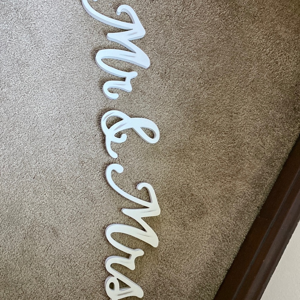 MR & MRS Wooden Decor